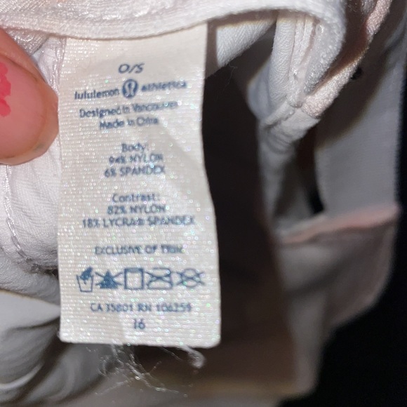 Lululemon - Picture 5 of 5